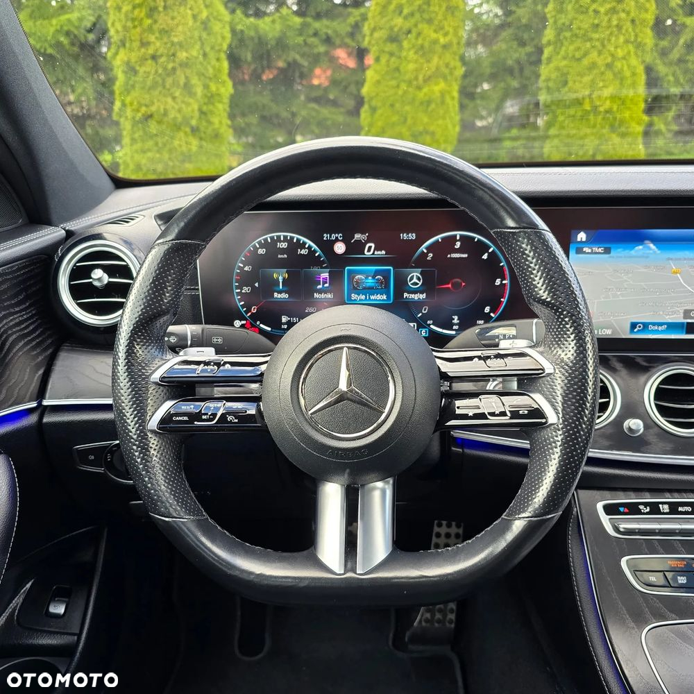 Mercedes-Benz Klasa E 220 d T 9G-TRONIC AMG Line - 26