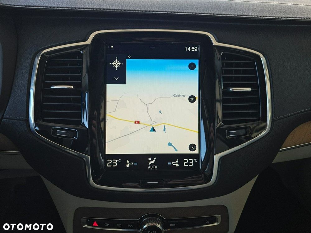 Volvo XC 90 - 27
