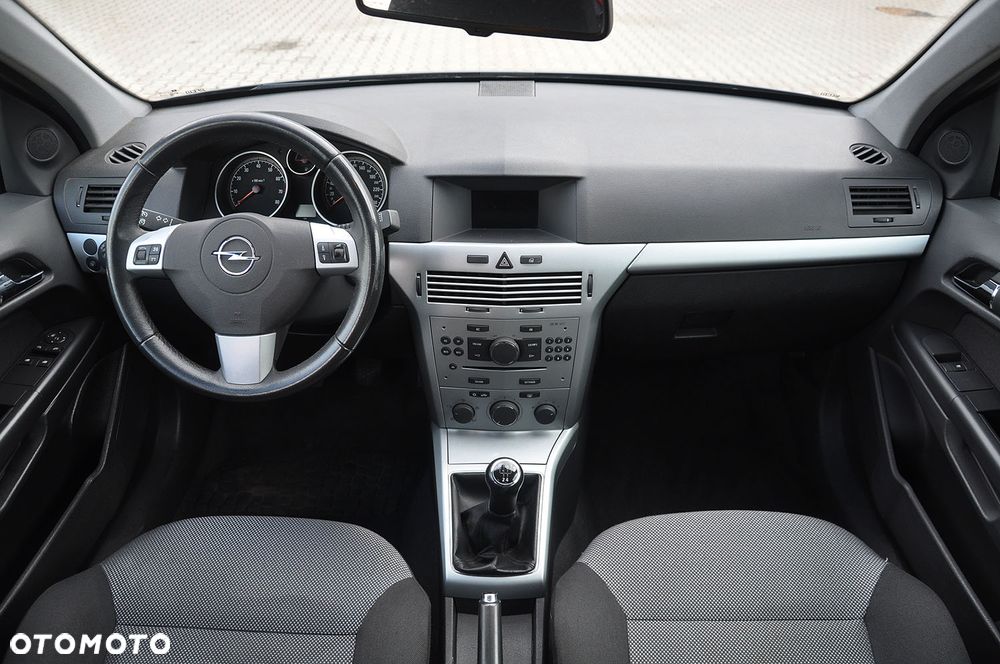 Opel Astra 1.6 Easytronic Selection 110 Jahre - 6