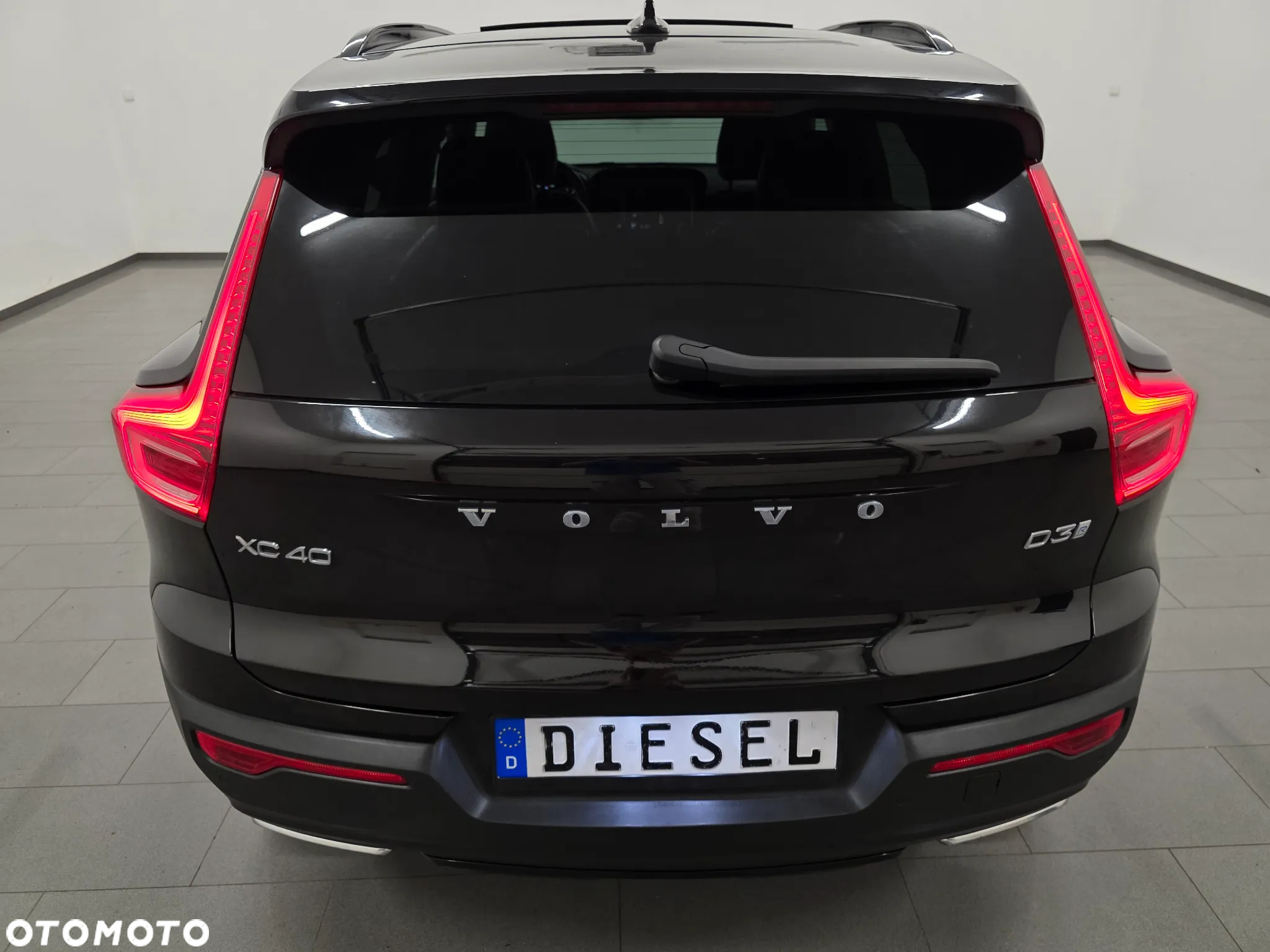 Volvo XC 40 D3 R-Design - 36