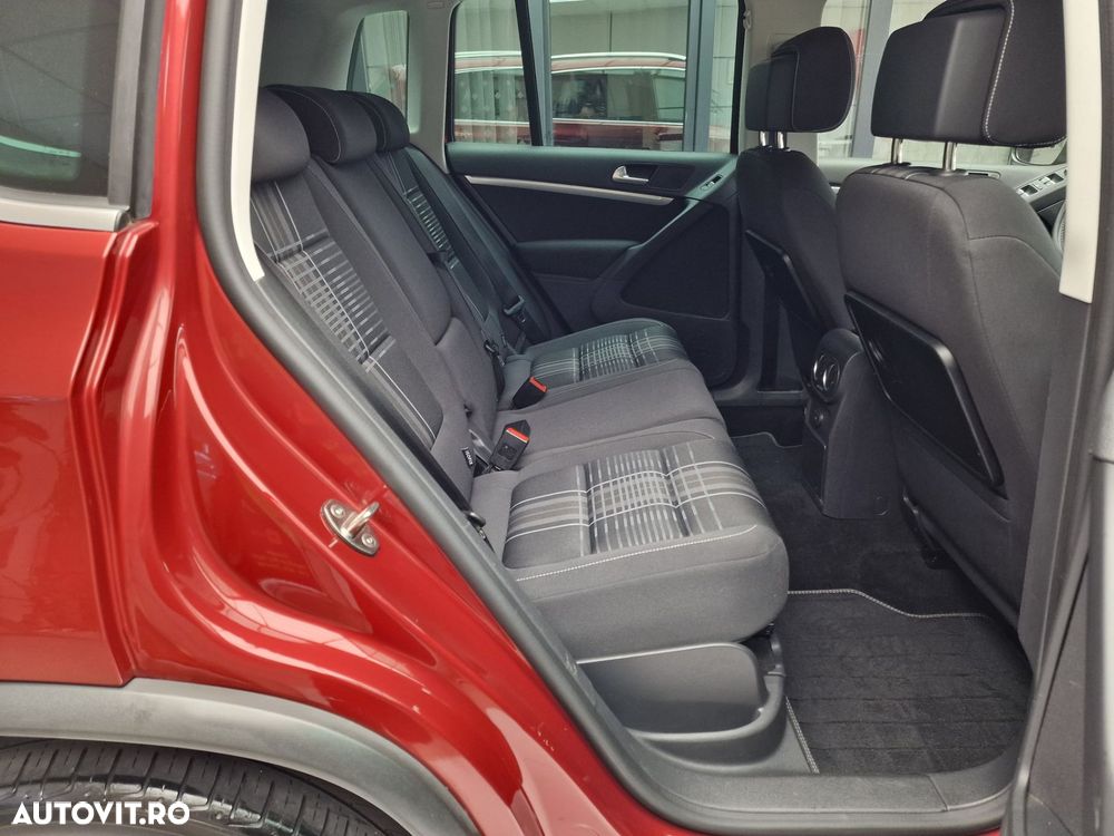Volkswagen Tiguan - 14