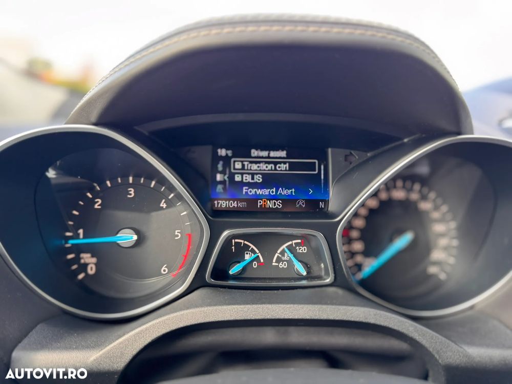 Ford Kuga 2.0 TDCi 4x4 Aut. Vignale - 22