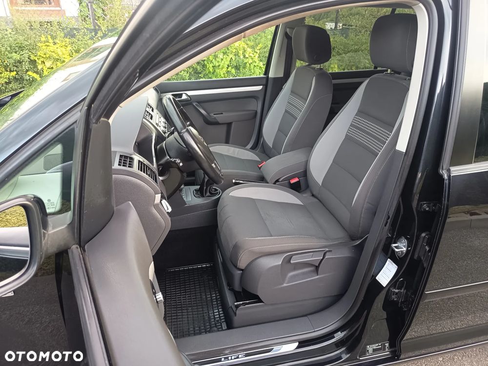 Volkswagen Touran 2.0 TDI DPF BlueMotion Technology Life - 14