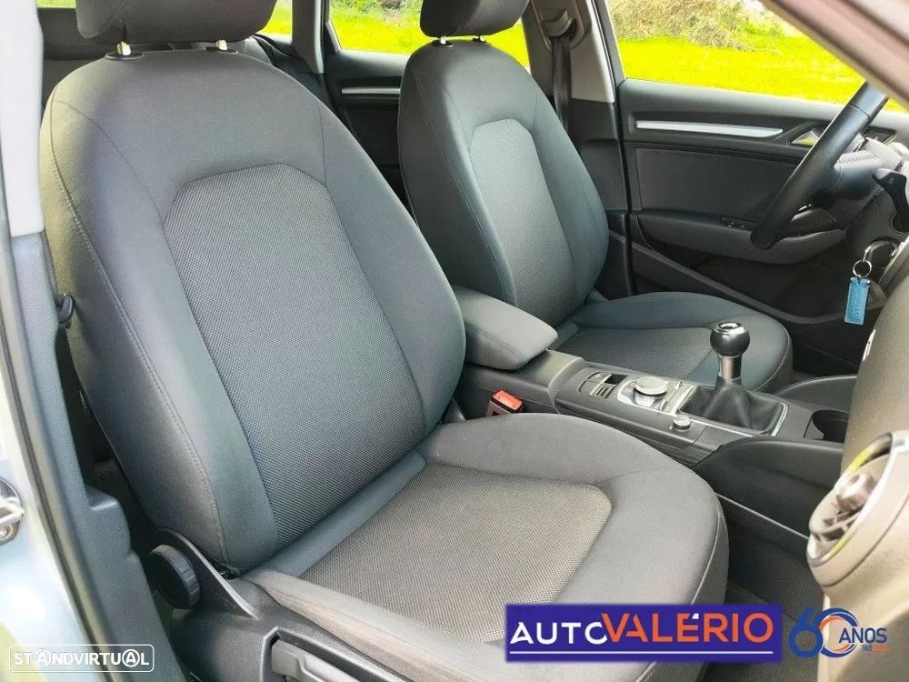 Audi A3 Sportback 30 TFSI - 27