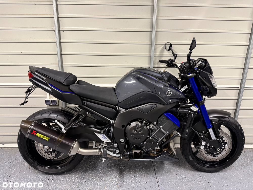 Yamaha FZ8 - 2