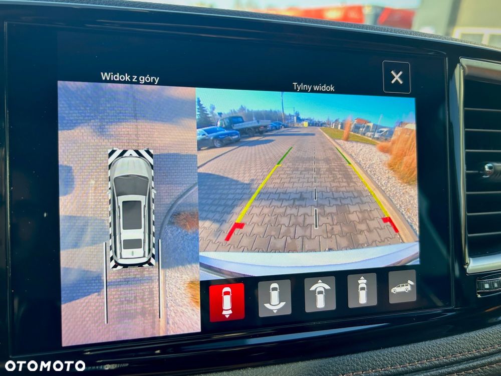 Chrysler Pacifica - 20