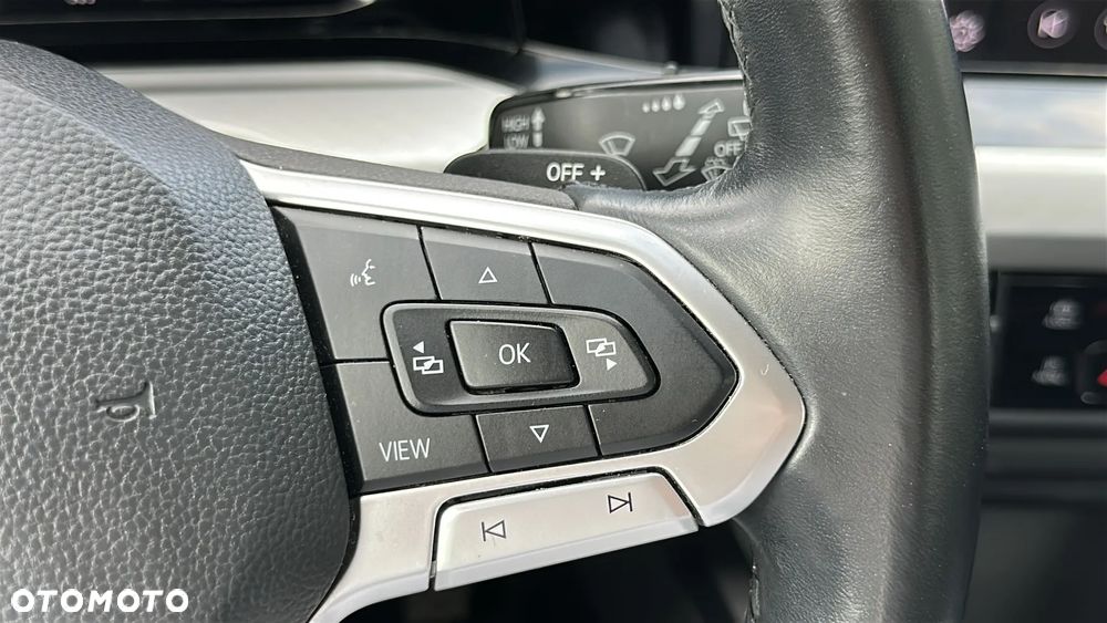 Volkswagen Golf 1.5 TSI BMT Evo Comfortline DSG - 23