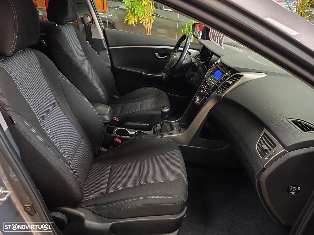 Hyundai i30 CW 1.4 CRDi Classic - 11