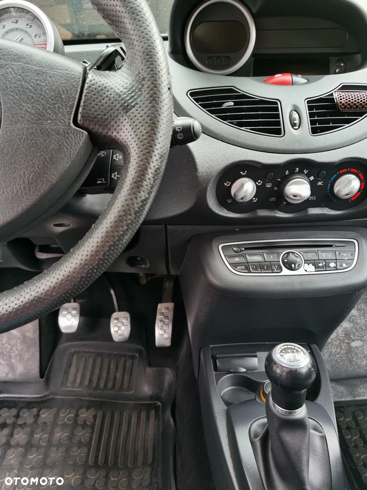 Renault Twingo 1.6 16V RS - 12