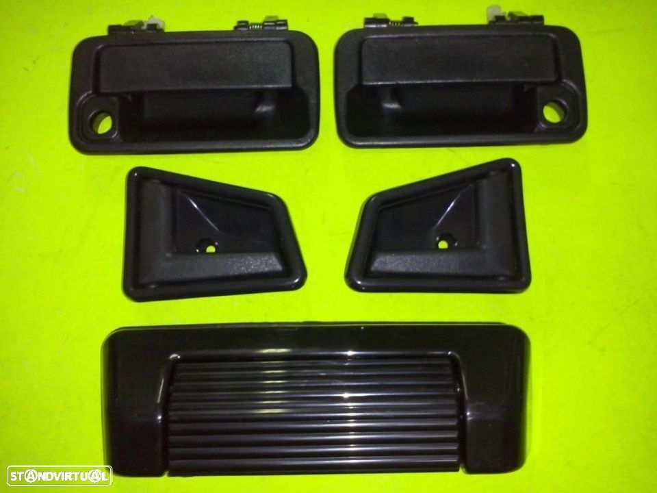 Puxadores de porta Suzuki Vitara 88 até 2000 (Novos) - 1