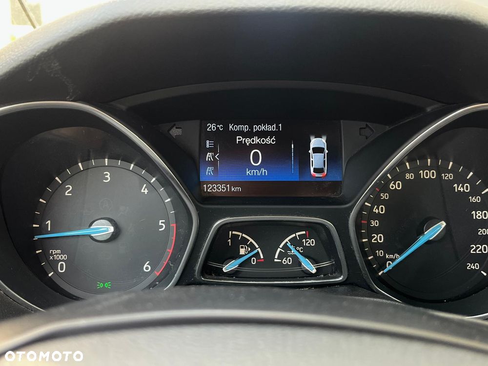 Ford Focus 1.6 TDCi DPF Start-Stopp-System SYNC Edition - 9