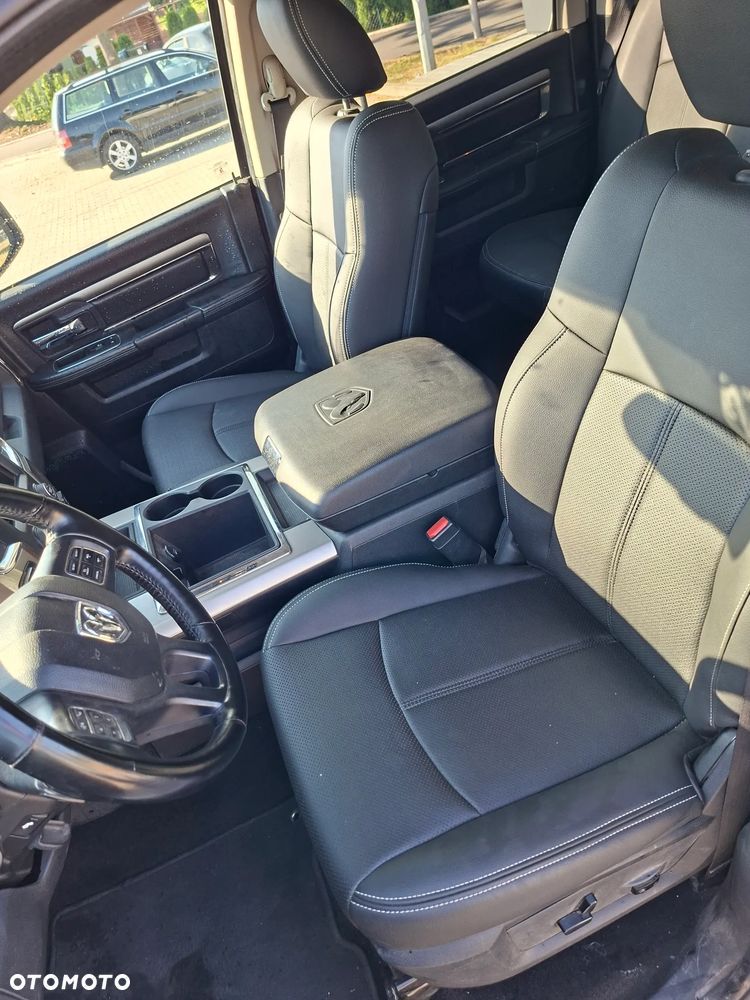 Dodge RAM 5.7 4x4 - 4