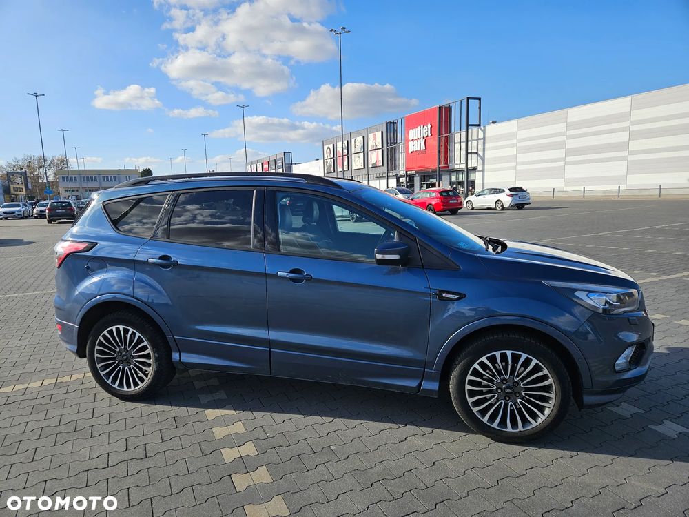 Ford Kuga - 3