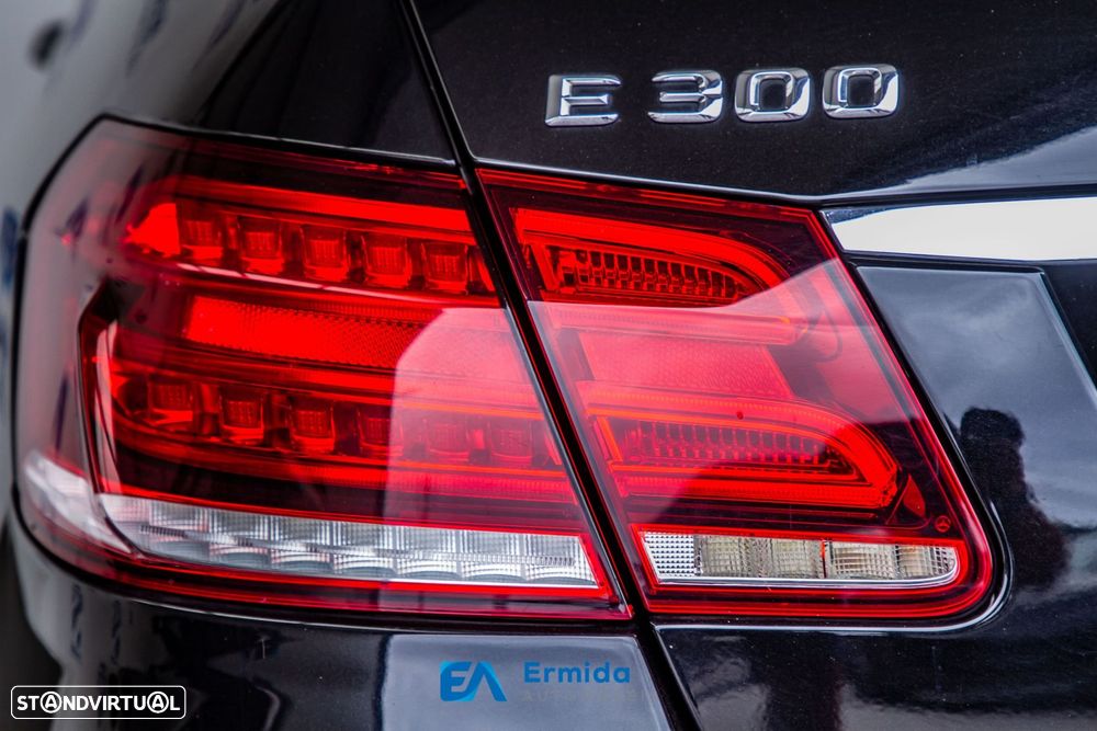 Mercedes-Benz E 300 - 12