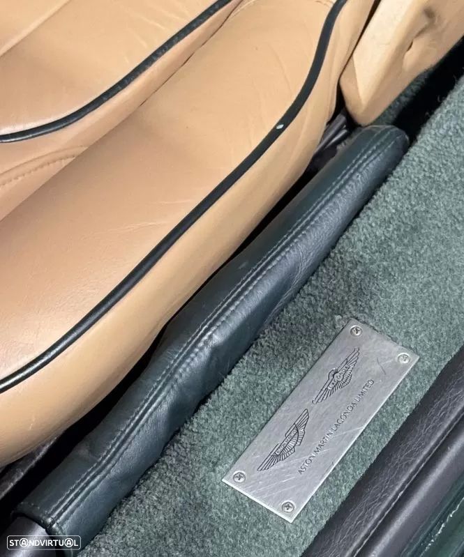 Aston Martin DB7 Vantage Volante — fotografia 23