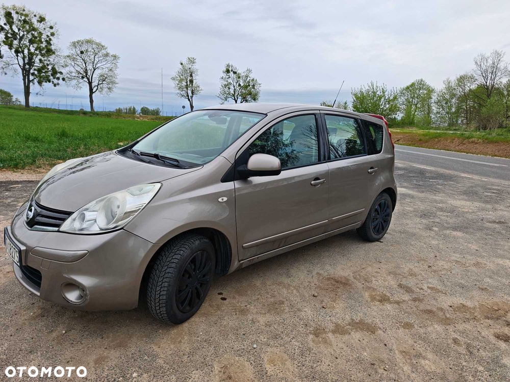Nissan Note - 1