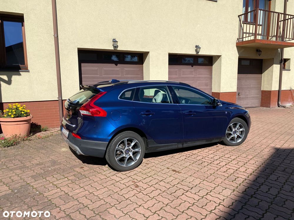 Volvo V40 Cross Country D3 Ocean Race - 7