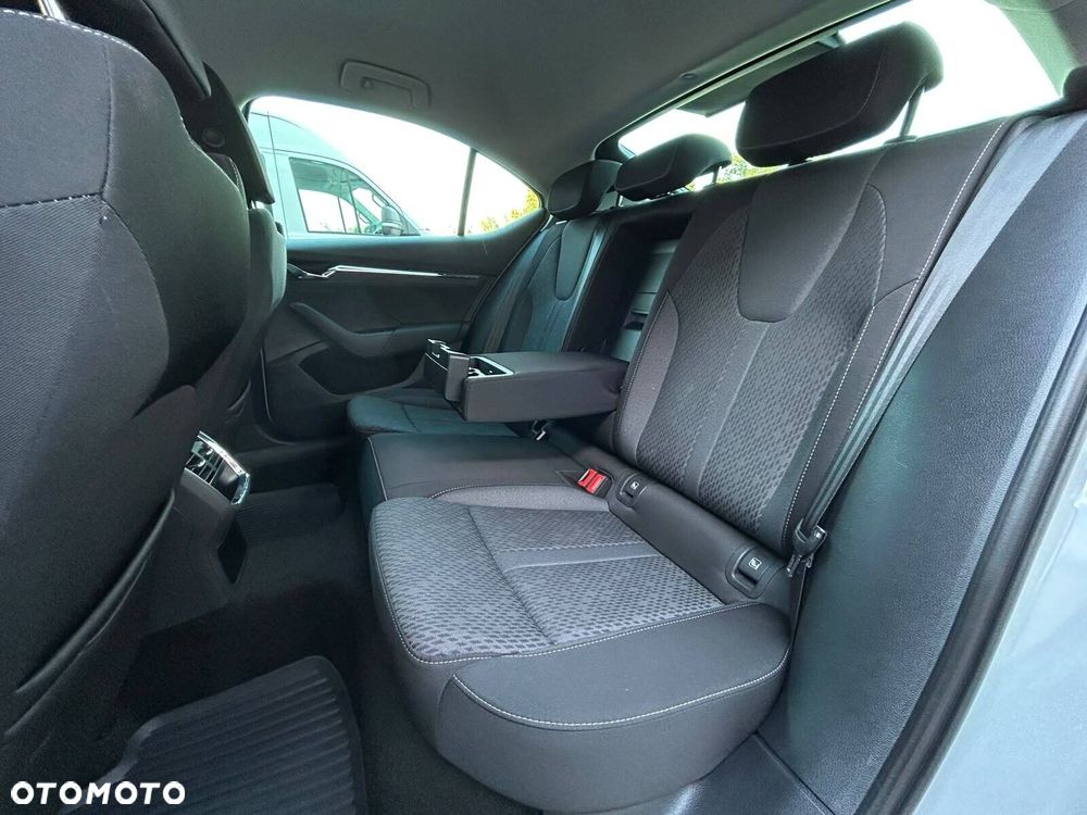 Skoda Octavia 1.5 TSI ACT Style - 19