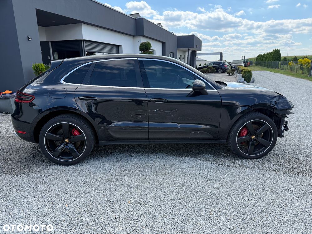 Porsche Macan Turbo PDK - 1