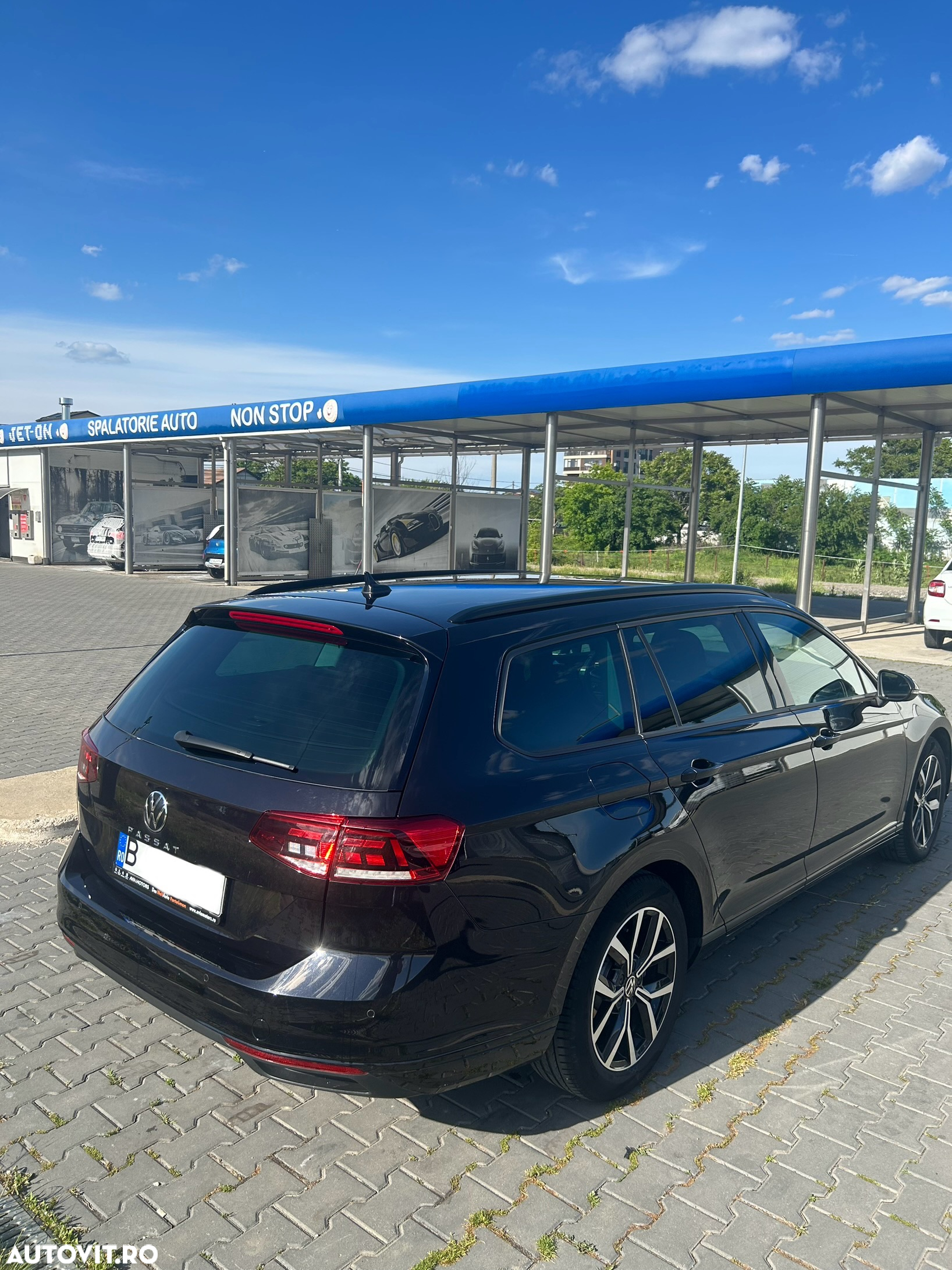 Volkswagen Passat Variant 2.0 TDI DSG Trendline - 15