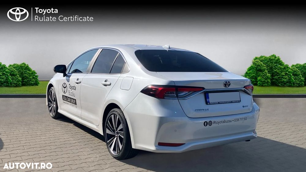 Toyota Corolla 1.8 HSD Dynamic - 3