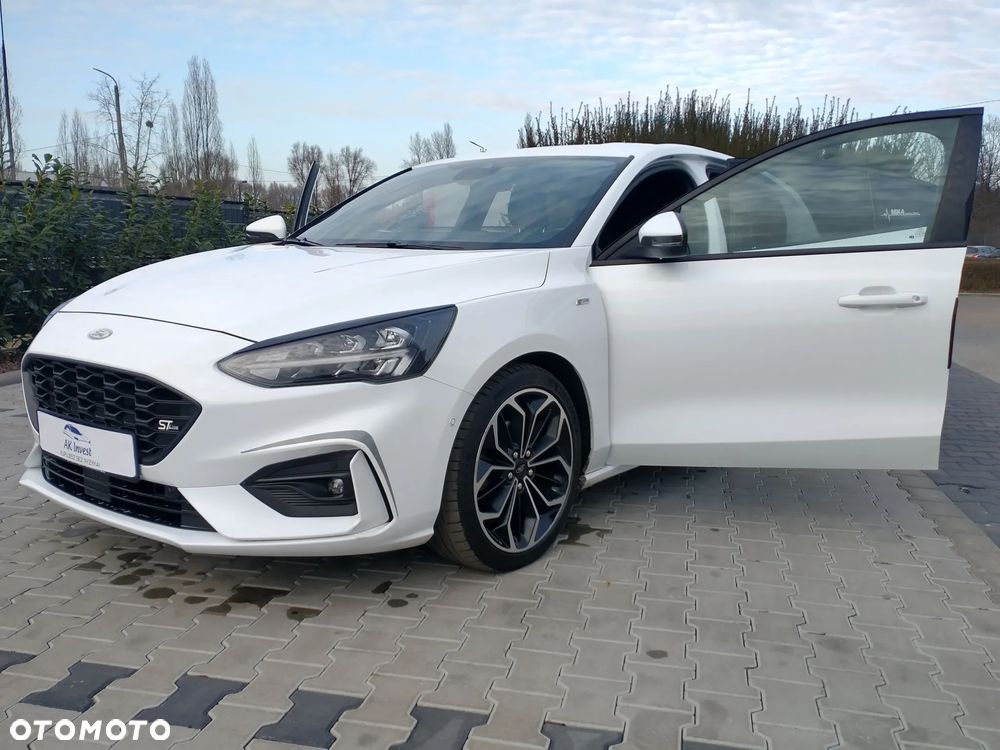 Ford Focus 1.0 EcoBoost Hybrid ST-LINE DESIGN - 13