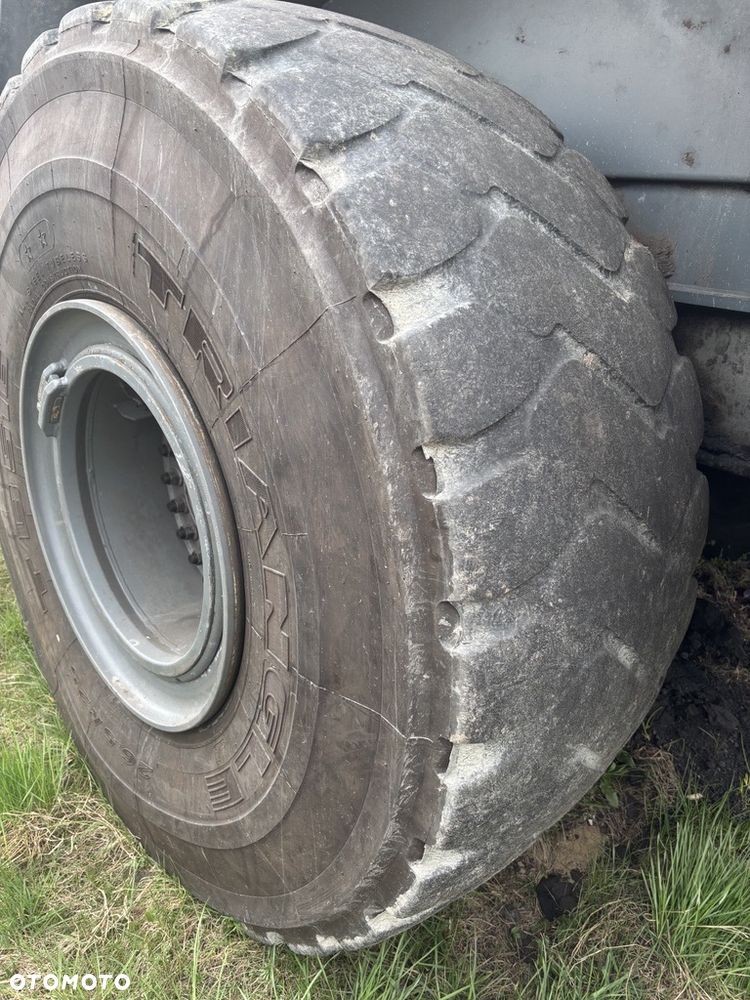 Liebherr L 580 IND Xpower - 12