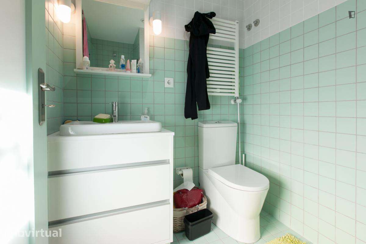 Quarto - localizado em Paranhos Porto - Grande imagem: 5/39