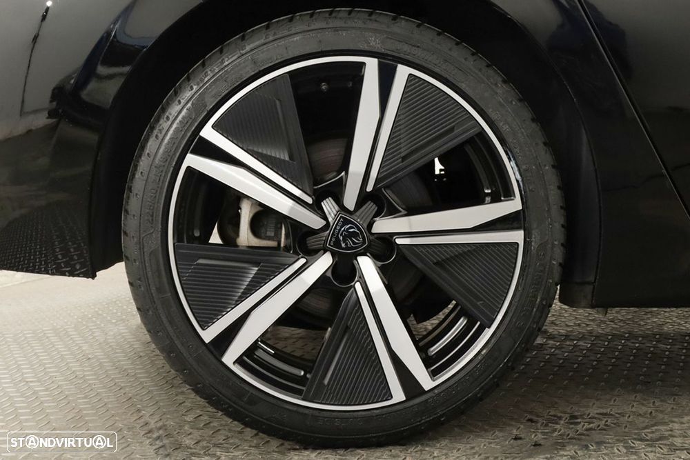 Peugeot 308 1.2 PureTech GT EAT8 - 5