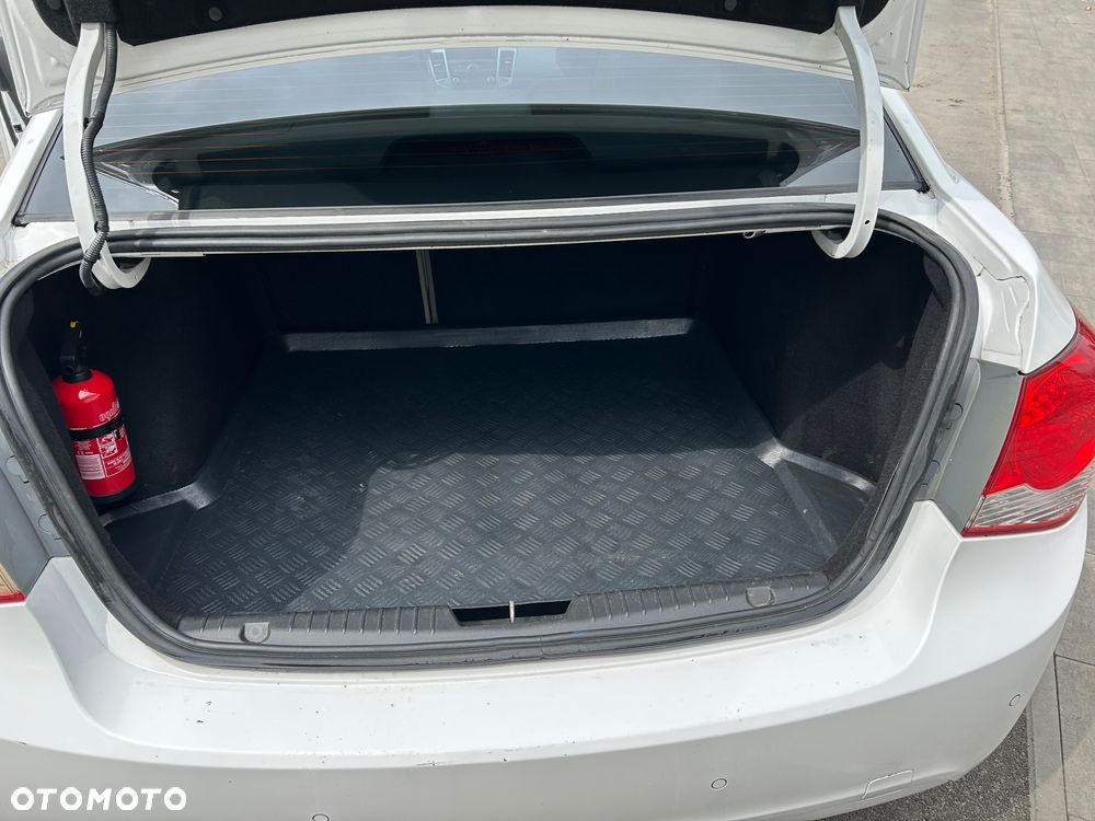 Chevrolet Cruze 2.0 VDCi LT - 24