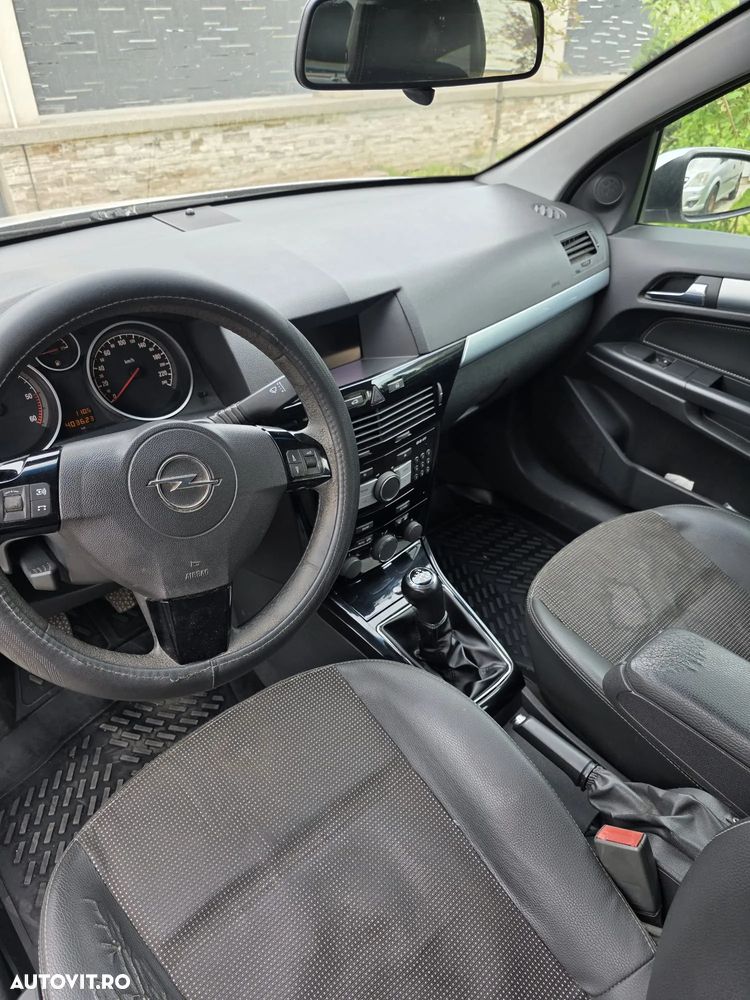 Opel Astra 1.7 CDTI Essentia - 2