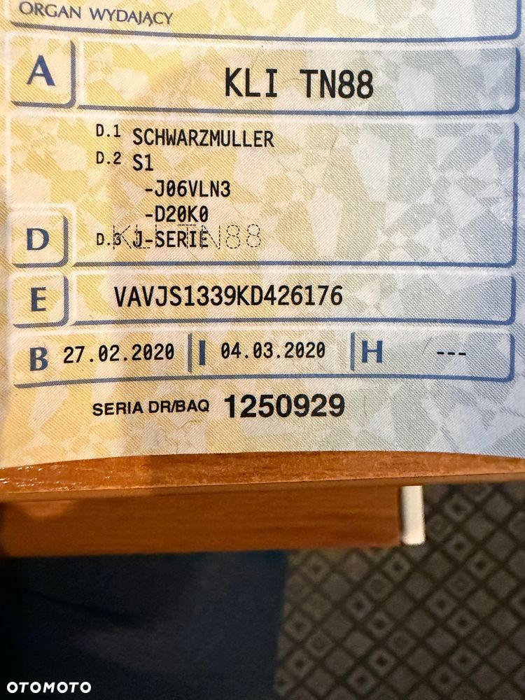 Schwarzmuller S1 - 9