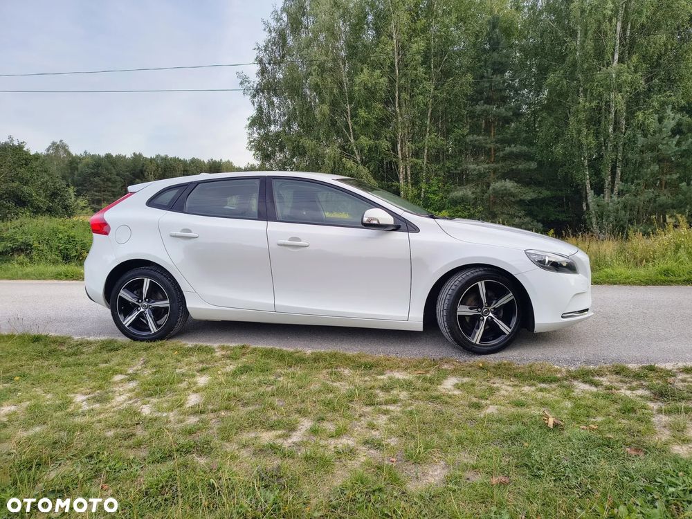 Volvo V40 D2 Summum - 4