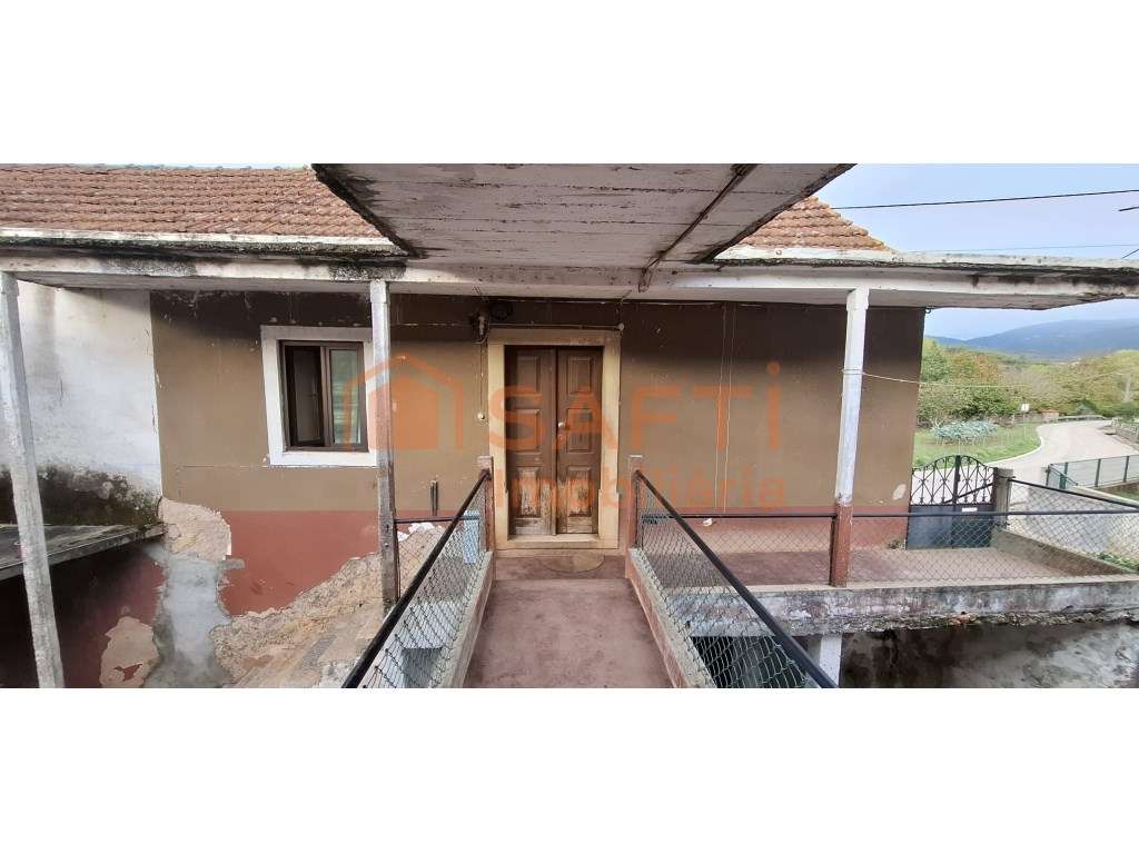 Casa de Aldeia na Região Centro - Grande imagem: 2/31