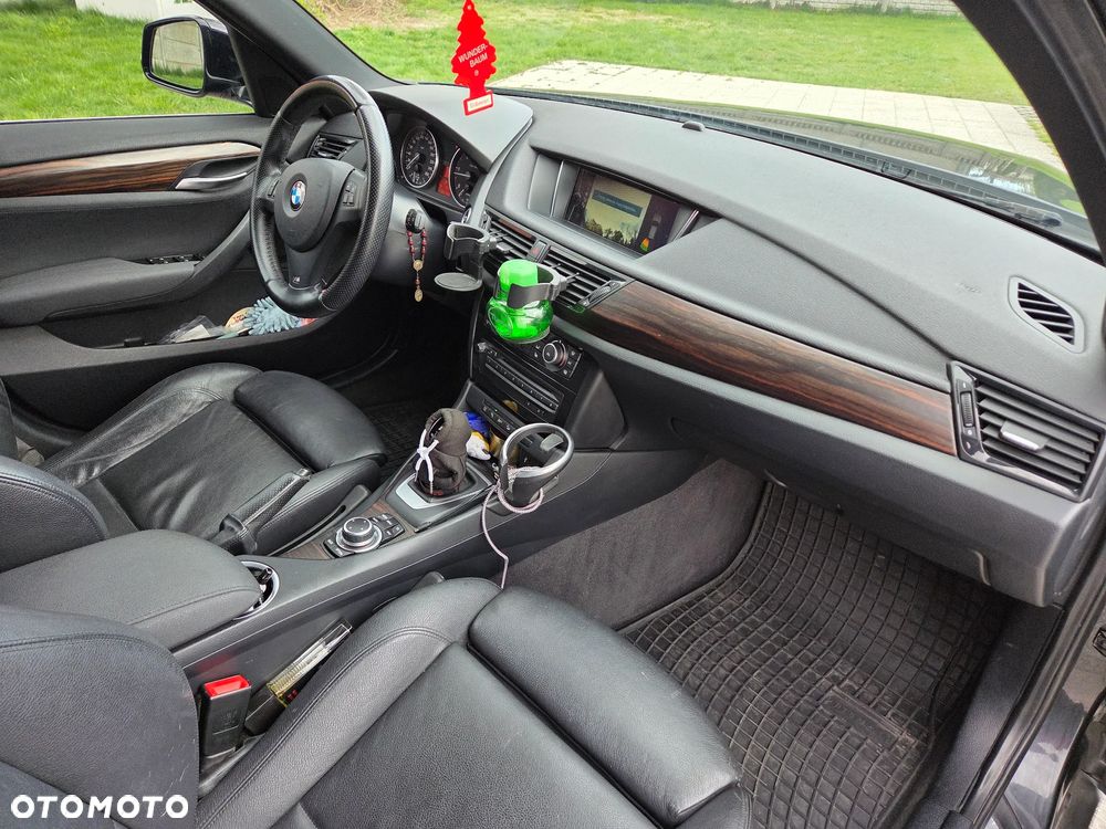 BMW X1 xDrive18d xLine - 8