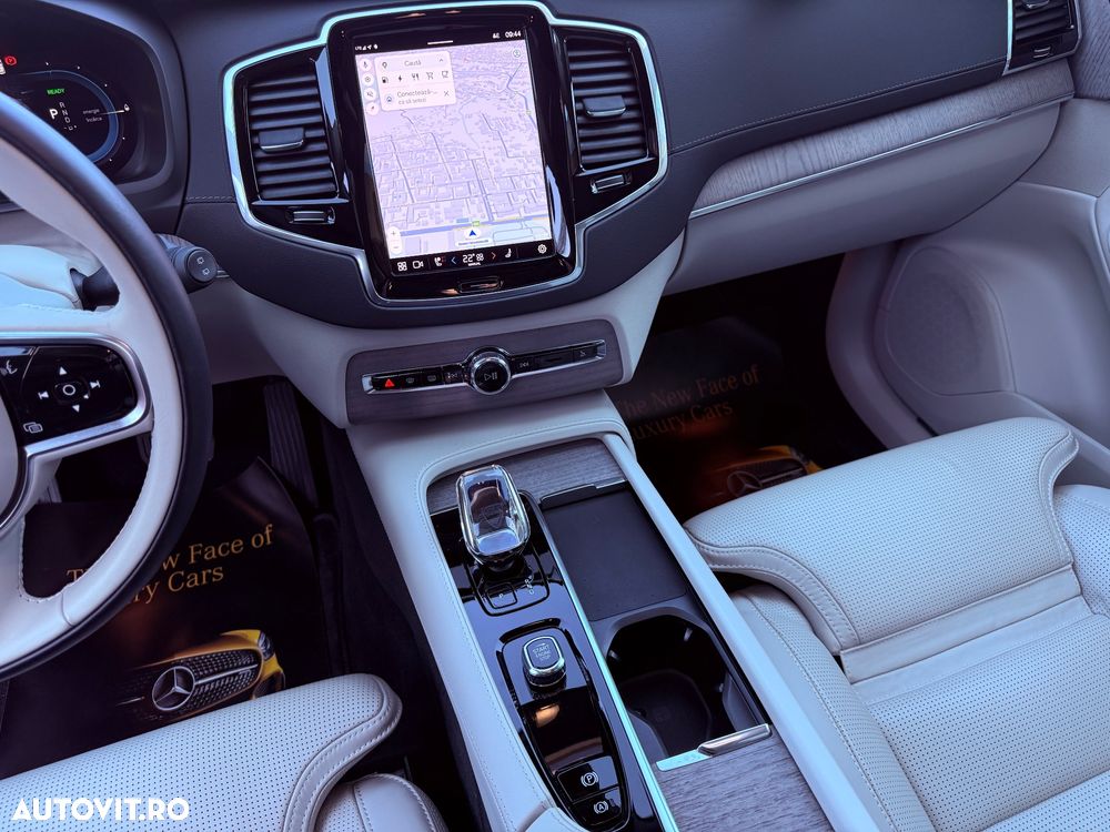 Volvo XC 90 T8 AWD Recharge Geartronic Inscription Edition - 31