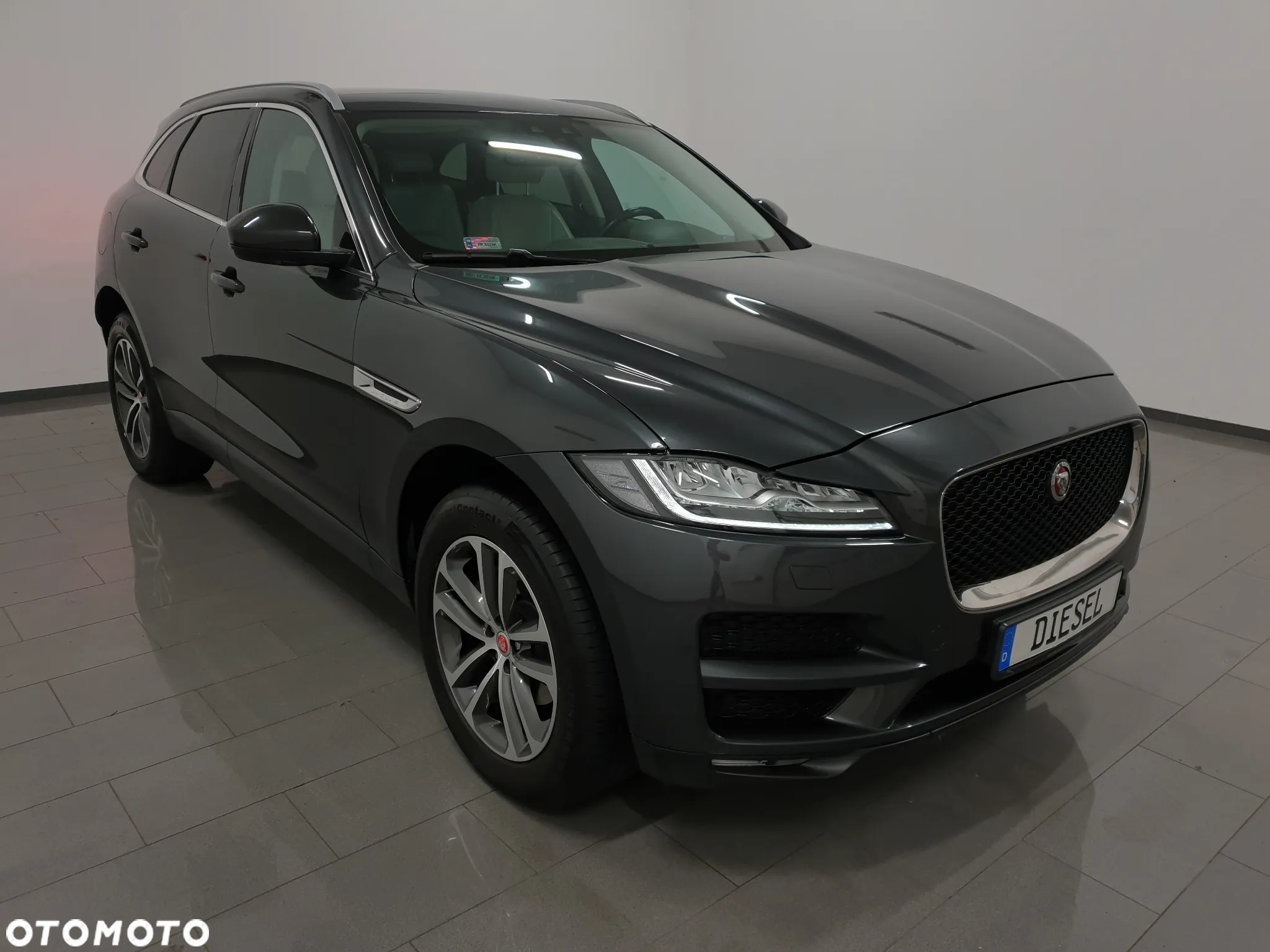 Jaguar F-Pace 2.0 i4D AWD R-Sport - 3