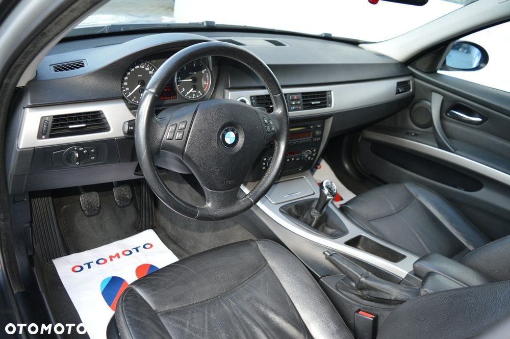 BMW Seria 3 320d - 18
