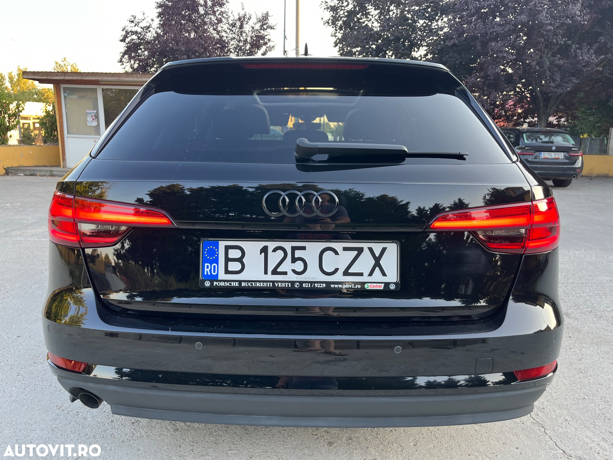 Audi A4 Avant 2.0 TDI ultra Design - 4