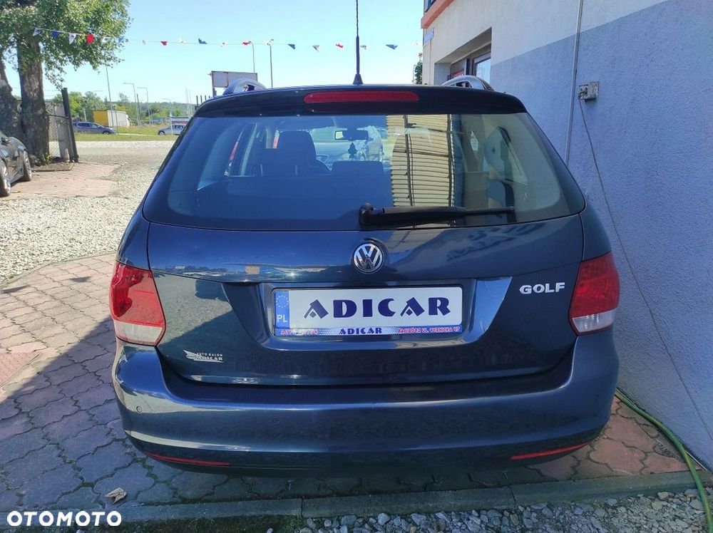 Volkswagen Golf - 5
