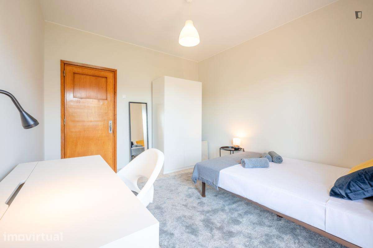 Quarto - localizado em Saldanha Lisbon - Grande imagem: 3/18