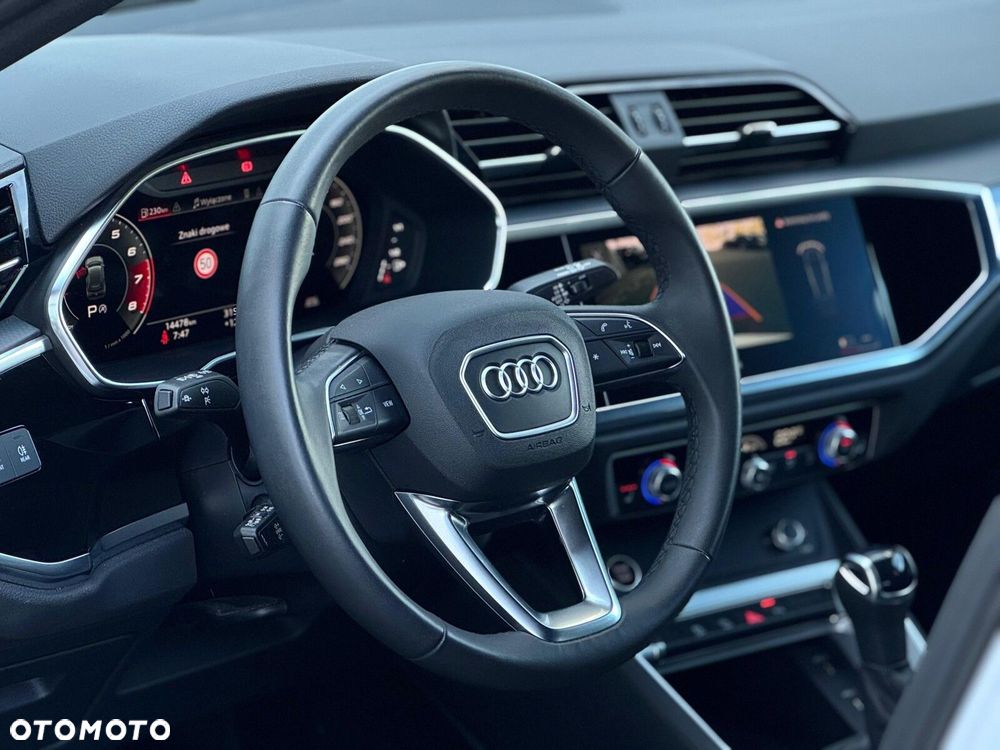 Audi Q3 - 11