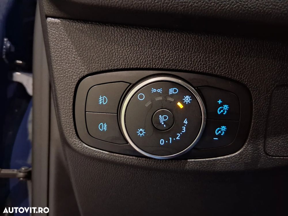 Ford Focus 1.0 EcoBoost Trend Edition - 16