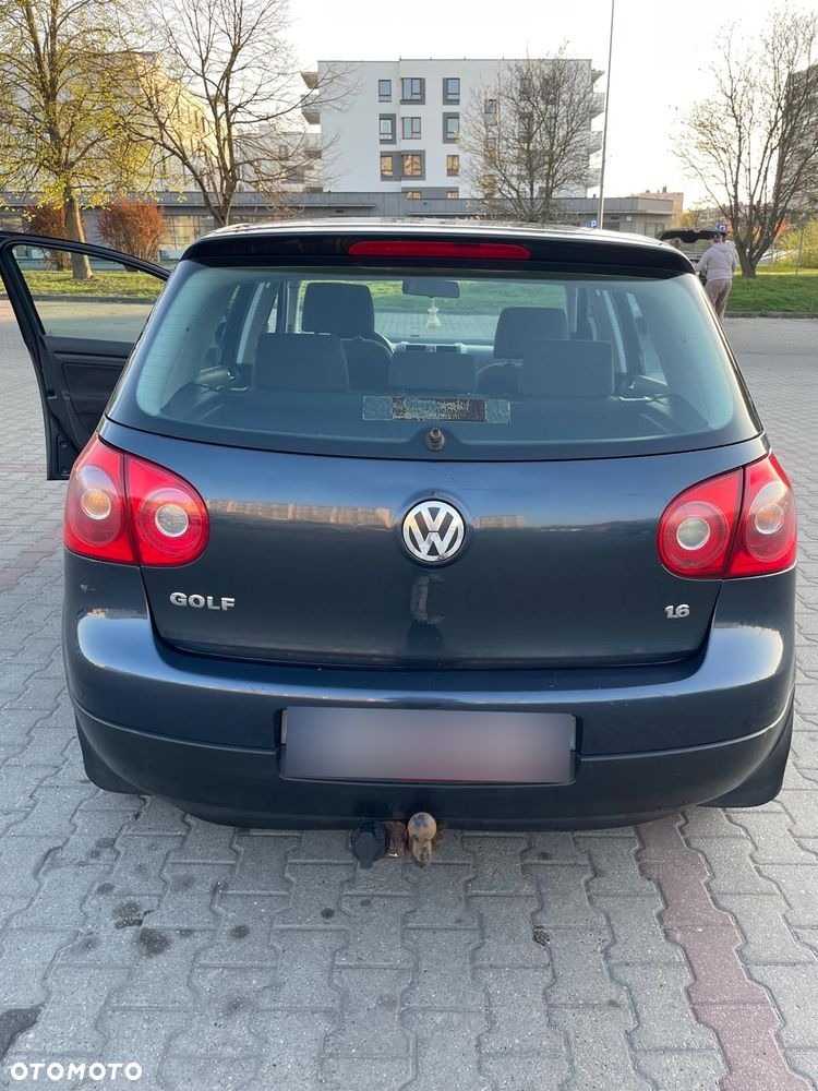 Volkswagen Golf 1.6 Q-Line - 3