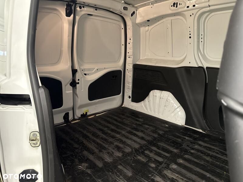 Toyota Proace City - 18