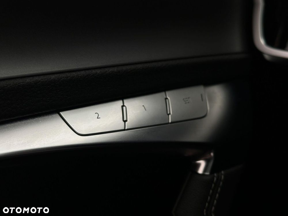 Audi A6 Allroad - 30