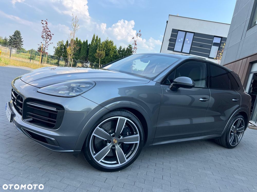 Porsche Cayenne - 6