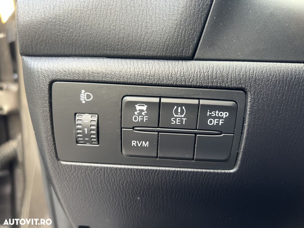 Mazda 3 G120 Attraction - 19