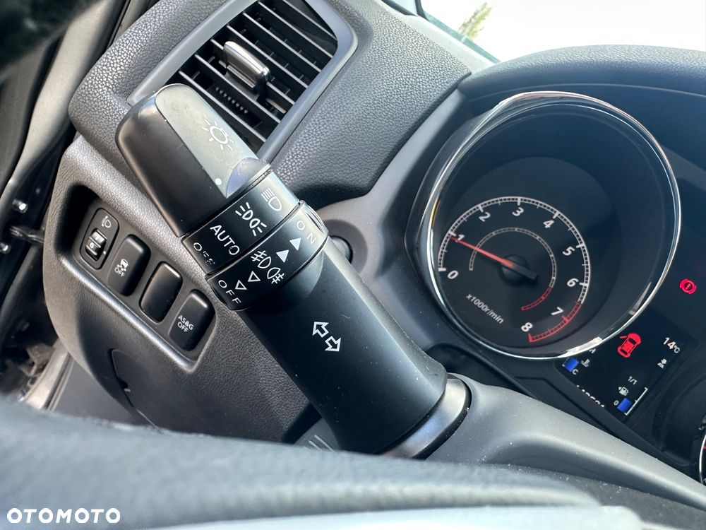 Mitsubishi ASX 1.6 2WD Instyle - 23