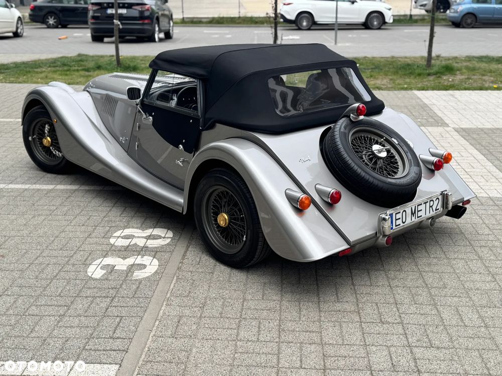 Morgan Plus Four - 3